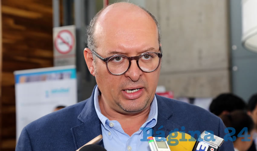 Gabino Arturo Barros Ávila, titular del Instituto de Vivienda Social y Ordenamiento de la Propiedad (Foto: Eddylberto Luévano Santillán)