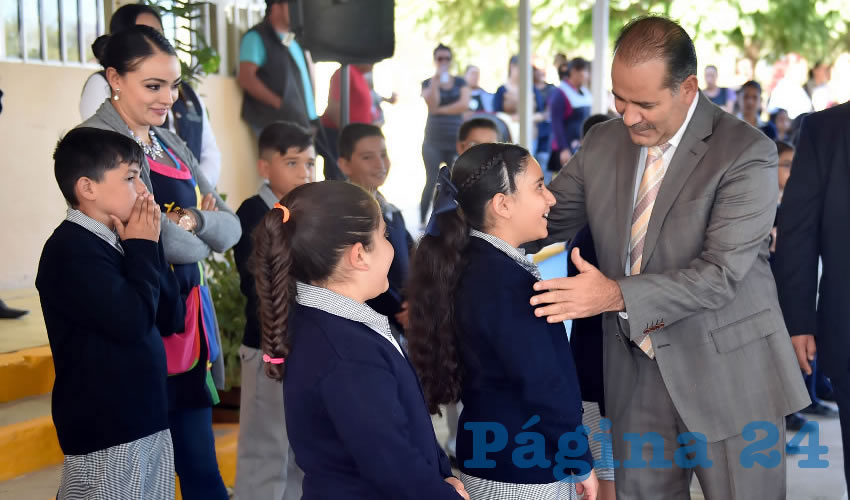 Mi compromiso es que el nivel educativo de todas las escuelas sea el mejor, sin importar qu&eacute; tan alejada se encuentra o en qu&eacute; comunidad: MOS