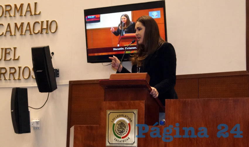 Geovanna Bañuelos de la Torre, diputada local por el PT: “Hoy, en esta tribuna, exijo al Gobierno Federal que no nos dé la espalda, que terminen con este terror” (Foto Merari Martínez Castro)