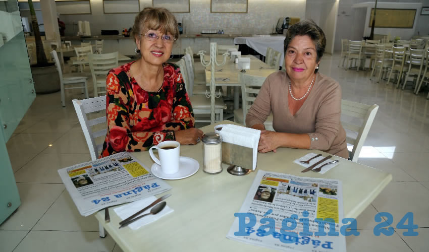 En el restaurante Del Centro compartieron el pan y la sal Clelia Zermeño Ochoa y Alma Martínez Pedroza