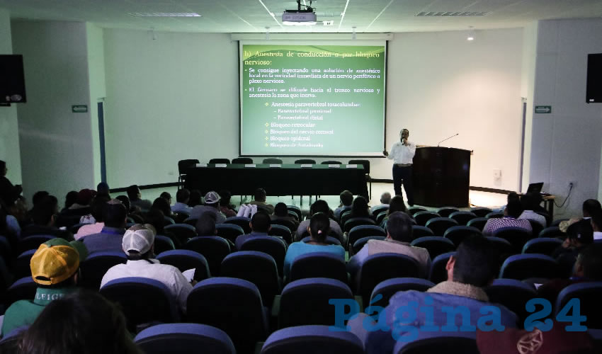 Estos cursos contribuyen a la formaci&oacute;n de calidad de los estudiantes de la UAA y m&eacute;dicos veterinarios del estado
