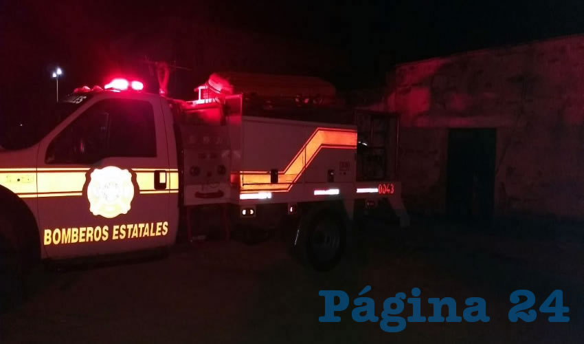 Bomberos estatales se encargaron de sofocar las llamas