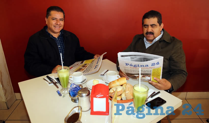 En el restaurante Mitla almorzaron Enrique Juárez Ramírez, presidente del Comité Estatal del PRI; y David Nájera Moreno, diputado local por el PRI