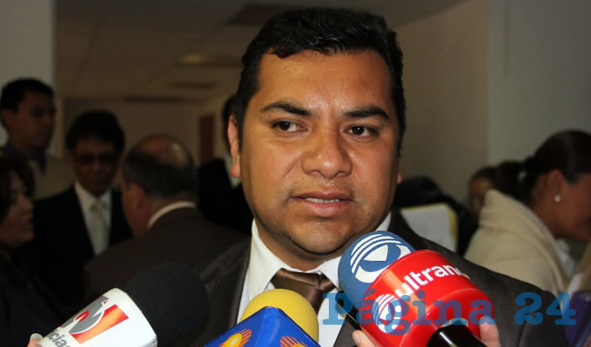 Normando L&oacute;pez Meixueiro, secretario general de la FSTSE