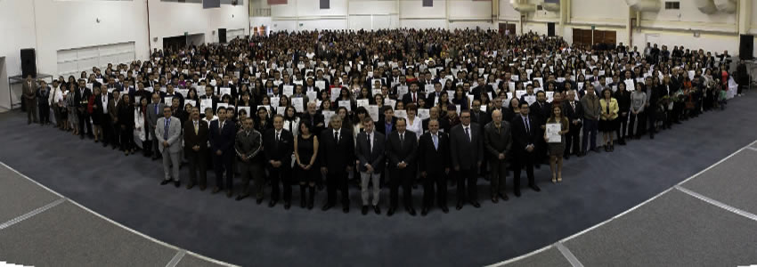 Profesionistas deben encausar su vocaci&oacute;n social de servicio para contribuir al alcance de los ideales de justicia, igualdad y progreso