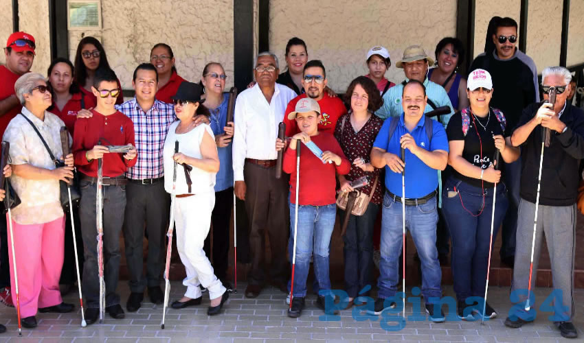 Asistieron 100 personas integrantes de las asociaciones civiles Unión de Invidentes de Aguascalientes, Ciegos Progresistas de Aguascalientes (CIPRA) y Signo Generador