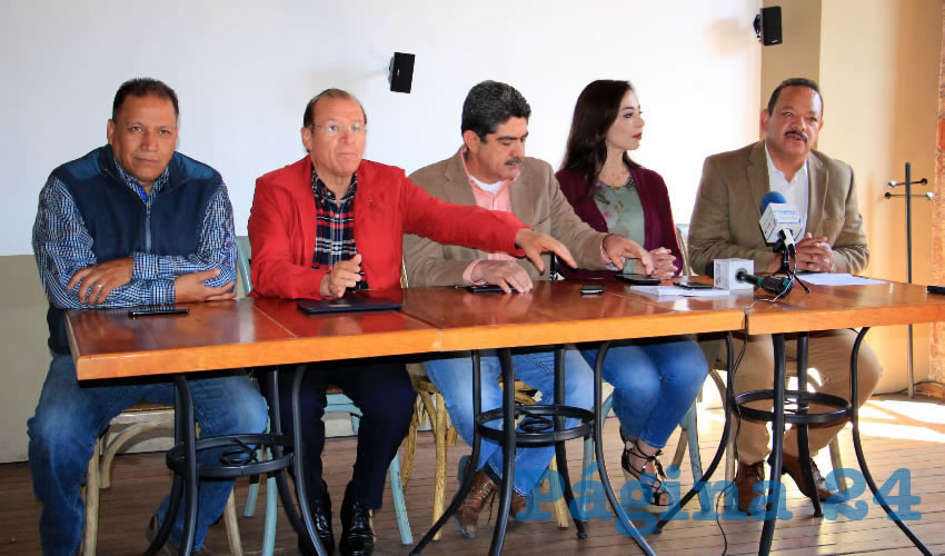 Miguel Espino Barrientos, líder nacional de esta organización comentó que empezaron a trabajar desde el año del 2015, pero no habían dado a conocer este trabajo en conjunto hasta tenerlo consolidado (Foto Rocío Castro Alvarado)