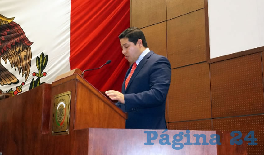 Jorge Miranda Castro, titular de la Secretaría de Finanzas (Sefin) señaló que distintas fracciones presentarán una propuesta alternativa del presupuesto de ingresos y egresos para el estado de Zacatecas en el ejercicio fiscal 2018 (Foto Merari Martínez Castro)