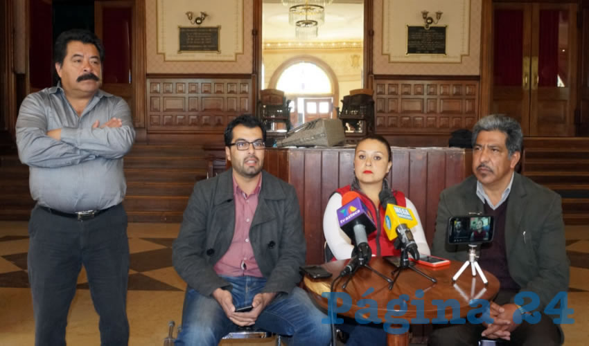 En conferencia de prensa, Armando Flores, docente en la Unidad Académica de Ciencias Químicas apeló a la sensibilidad de la comunidad universitaria para que no acudan a las unidades académicas para que no gasten en traslados “porque no habrá clases” (Foto Merari Martínez Castro)