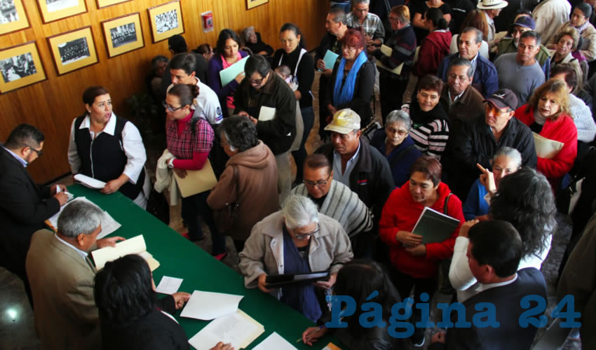 Entrega de prestamos del ISSSTE