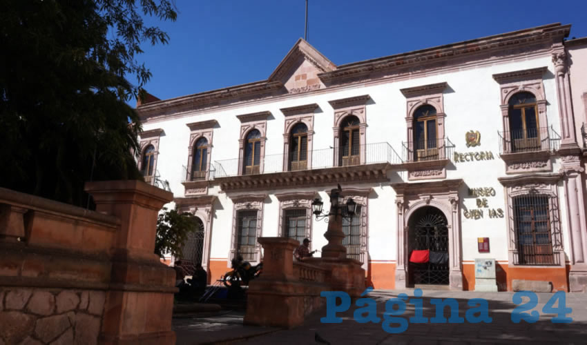 únicamente 72 de los 541 docentes que están dentro del esquema federal son quienes mantienen paralizadas las actividades de la máxima casa de estudios de la entidad, es decir apenas el 13.3 por ciento del padrón. (Foto Merari Martínez Castro)