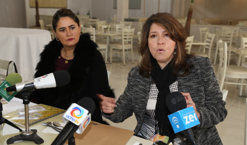 Rueda de prensa del Colegio de Ortodoncistas de Aguascalientes (Foto: Eddylberto Luévano Santillán)