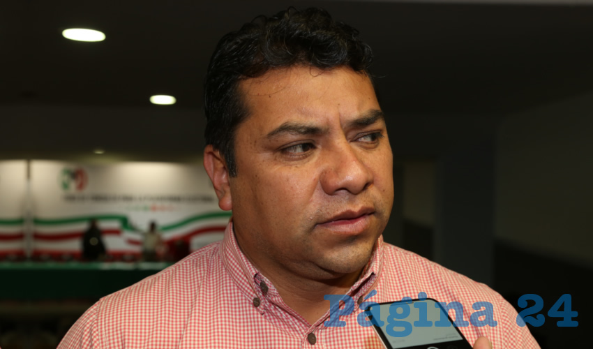 Normando L&oacute;pez Meixueiro, secretario general de la FSTSE (Foto Eddylberto Lu&eacute;vano Santill&aacute;n)