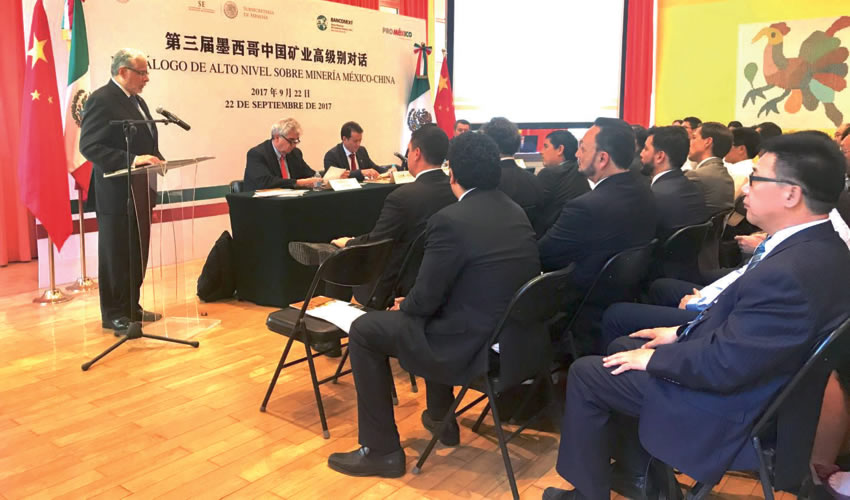 Beijing, China.- En el “DIÁLOGO DE ALTO NIVEL SOBRE MINERÍA MÉXICO- CHINA”, celebrado el pasado 22 de septiembre de 2017, el gran ausente fue Zacatecas (Foto: Cortesía de la Embajada de México en China)