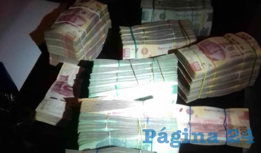 El medio millón de pesos, en billetes de 100 y 200 pesos