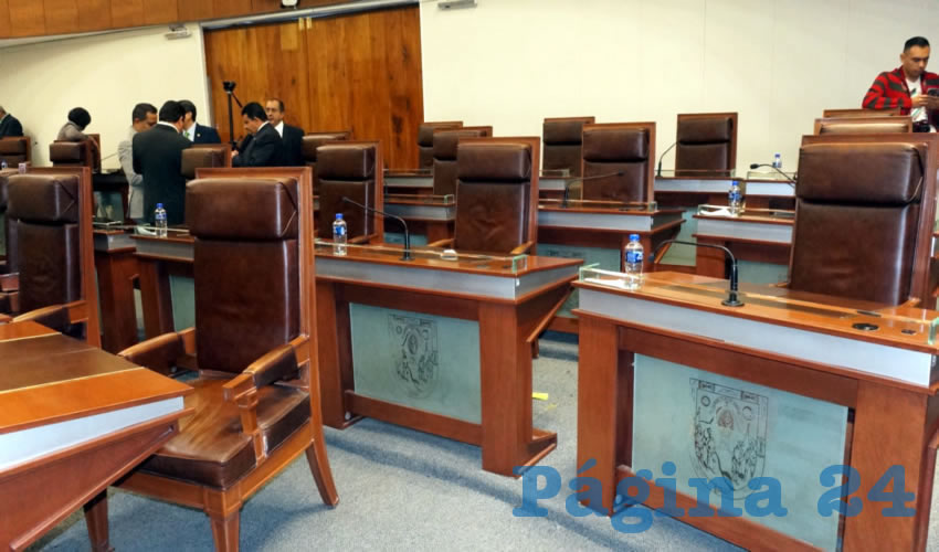 En la sesión todo el bloque opositor ausente (Foto Merari Martínez Castro)