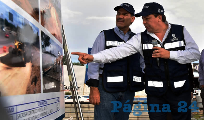 El gobernador Mart&iacute;n Orozco Sandoval fue informado por el secretario de Infraestructura y Comunicaciones, Jos&eacute; de Jes&uacute;s Altamira Acosta, sobre el avance de los proyectos