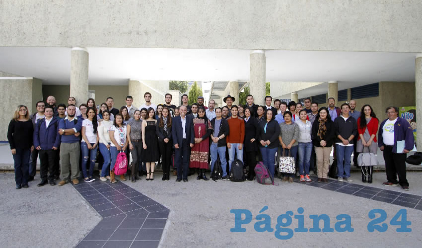 Estudiantes del doctorado en Ciencias Biológicas de la UAA presentaron avances de tesis en áreas como inmunología, toxicología, biotecnología animal y vegetal, entre otras