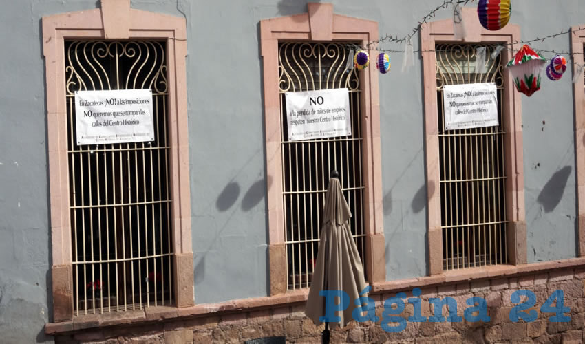 Repudio de los locatarios (Foto Merari Martínez Castro)