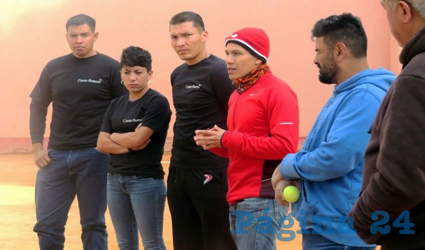 Algunos miembros del gabinete de Alejandro Tello Cristerna como Julio César Chávez Padilla, quien actualmente funge como subsecretario general de gobierno y Víctor Armas Zagoya, secretario de Agua y Medio Ambiente ya se candidatean en redes sociales para que les den la oportunidad de contender por la presidencia de Guadalupe (Foto Facebook)