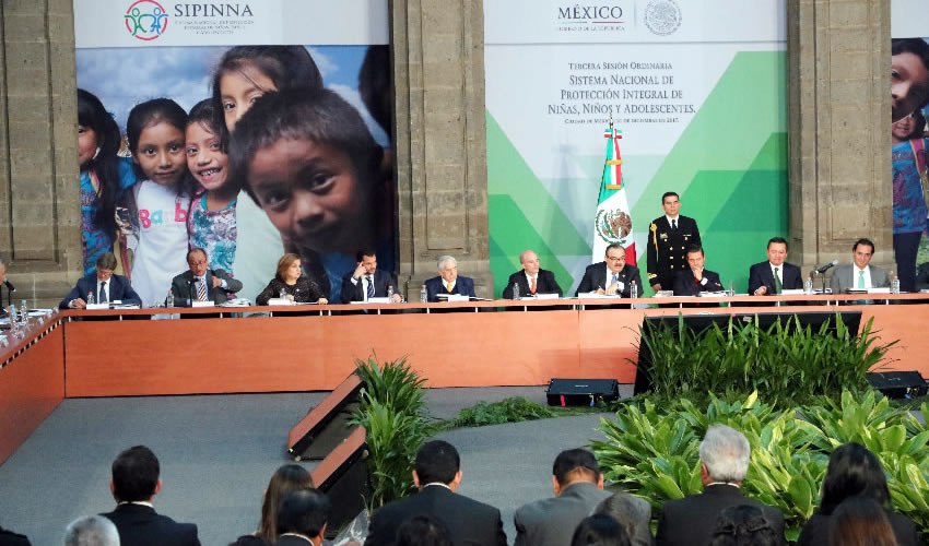 El secretario de Educaci&oacute;n P&uacute;blica, Granados Roldan destac&oacute; los avances en la estrategia para revertir el abandono escolar