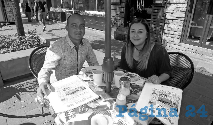 En Las Antorchas compartieron el primer alimento de la mañana Jonathan Rodríguez Esparza y Laura de León Herrera