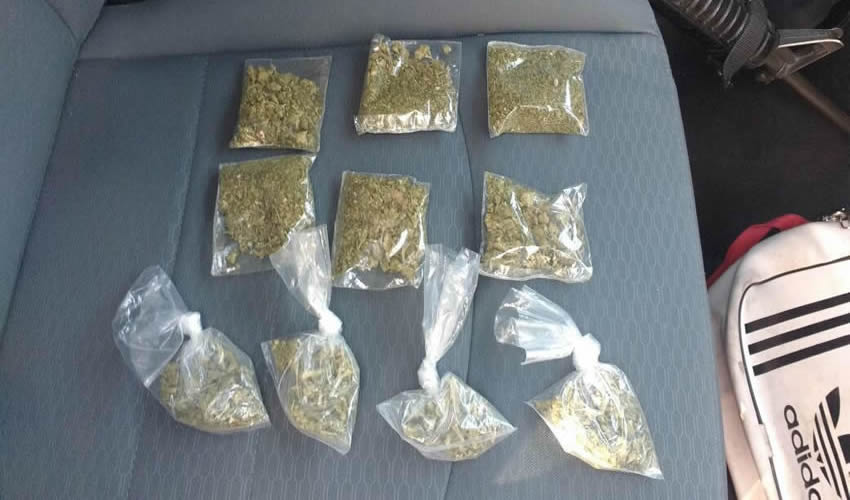 Las 10 dosis de cannabis, listas para sus venta, que ofrecía el narquillo