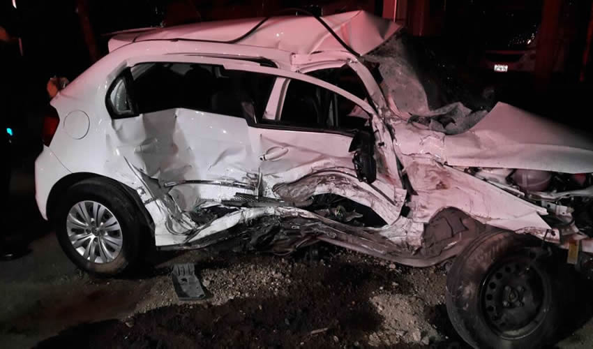 El autom&oacute;vil Volkswagen Gol qued&oacute; inservible 