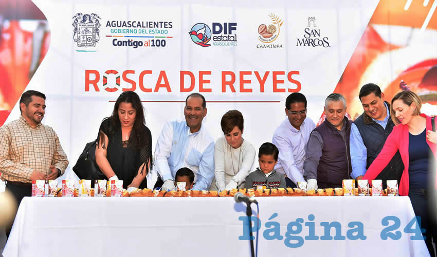 El gobernador del Estado, Martín Orozco Sandoval, y la presidenta del DIF Estatal, Yolanda Ramírez de Orozco, compartieron con las familias de Aguascalientes la tradicional Rosca de Reyes