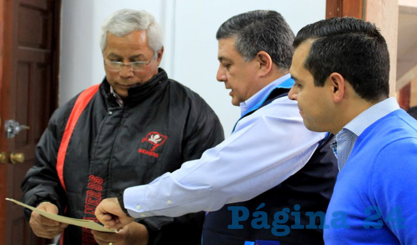 El titular de Finanzas, Alfredo Martín Cervantes García, mencionó que la instrucción de la alcaldesa Tere Jiménez es facilitar a las personas la realización de cualquier trámite