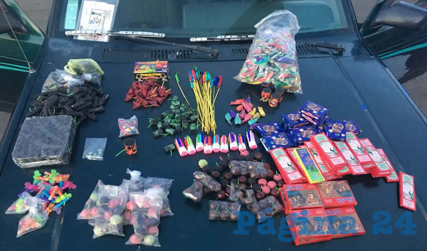La mercanc&iacute;a decomisada por polic&iacute;as estatales