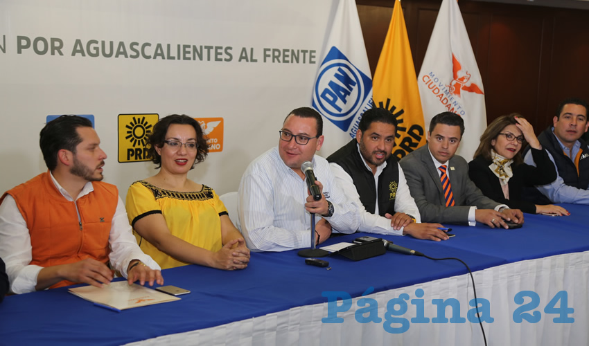 La suma de esfuerzos y voluntades resulta imprescindible para transformar la realidad nacional y local (Foto: Eddylberto Luévano Santillán)