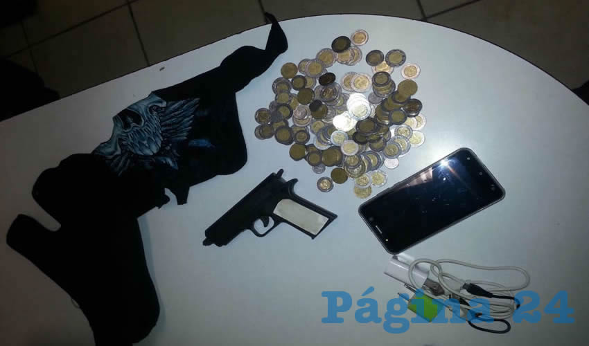 La pistola y el botín que logró el caco