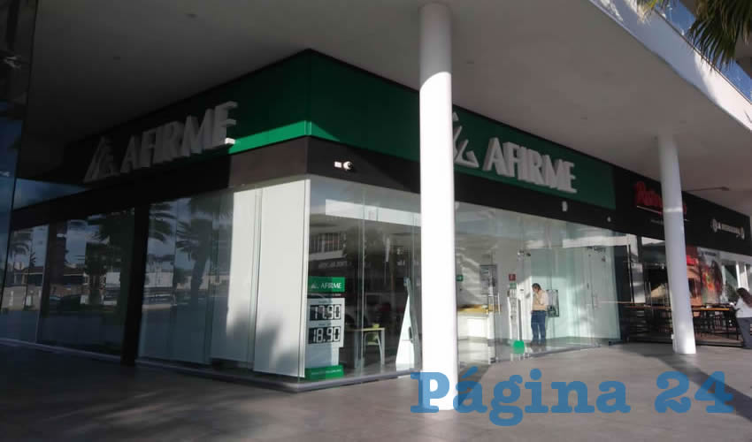 El banco Afirme de Plaza Arcos, fue “visitado” por un delincuente