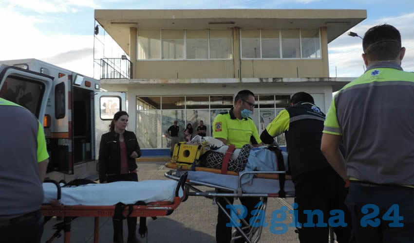 Policías intentaron obstruccionar la labor de la prensa