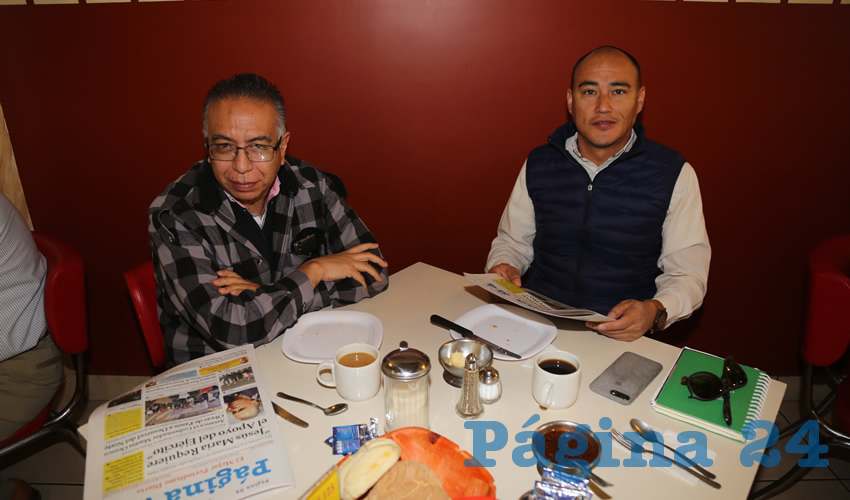 En el restaurante Mitla almorzaron Mario Bravo de Luna y Marcos Zamora D&iacute;az, asesor del senador Fernando Herrera