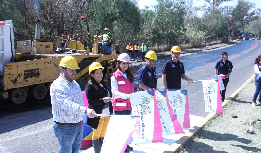 La alcaldesa Tere Jiménez puso en marcha obras de reencarpetamiento en la calle Juan de Montoro y en prolongación Alameda