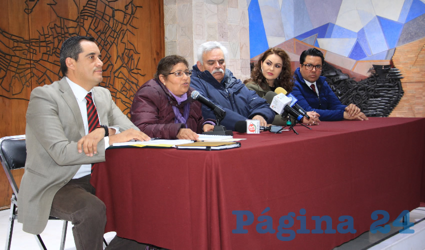 Gerardo Espinoza: Esa aprobación fue realizada con un procedimiento irregular, ya que no hubo presencia de los diputados de oposición, entre ellos los del Partido de la Revolución Democrática (PRD) Partido del Trabajo (PT) Movimiento de Regeneración Nacional (Morena) y Partido Encuentro Social (PES) (Foto Rocío Castro Alvarado)