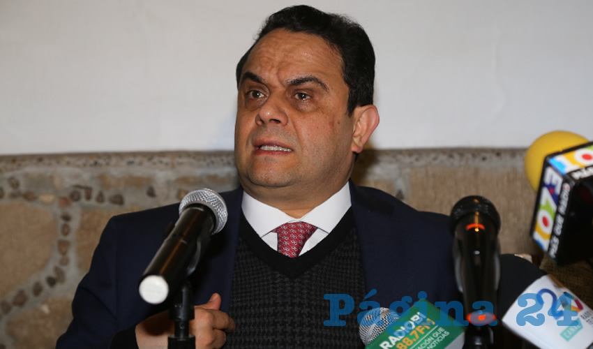 Francisco Javier Acu&ntilde;a Llamas, comisionado presidente del INAI (Foto: Eddylberto Lu&eacute;vano Santill&aacute;n)