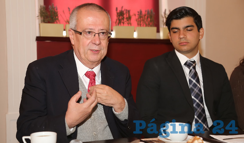 Carlos Urz&uacute;a Mac&iacute;as, integrante del virtual Gabinete presidencial de AMLO (Foto: Eddylberto Lu&eacute;vano Santill&aacute;n)