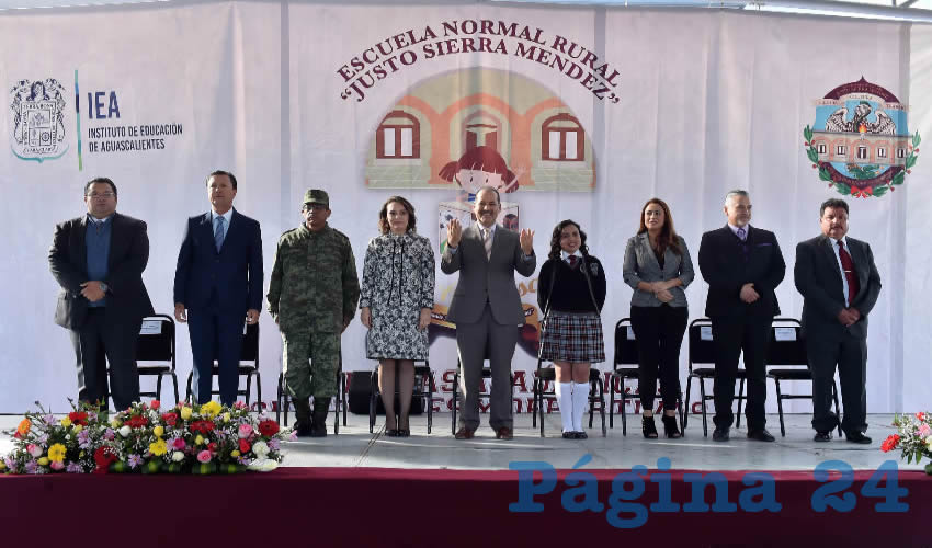 El gobernador del Estado, Martín Orozco Sandoval, realizó la declaratoria inaugural de los festejos del 81 aniversario de la Escuela Normal Rural Justo Sierra Méndez