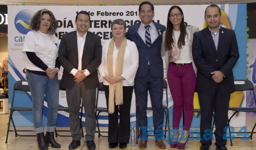 CANICA apoya con servicios de terapia psicológica a la familia completa del paciente, en todas las etapas de la enfermedad