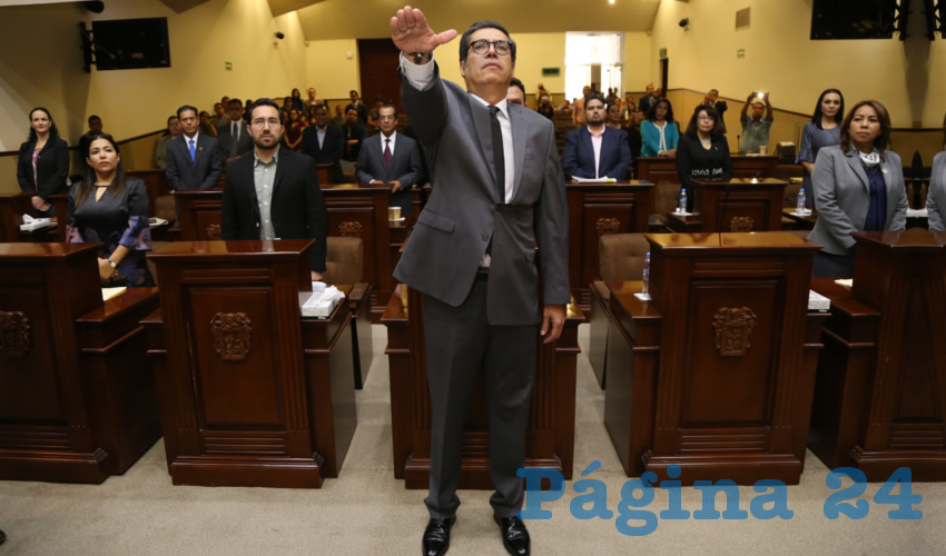 Jes&uacute;s Figueroa Ortega rindi&oacute; protesta como titular de la Fiscal&iacute;a General