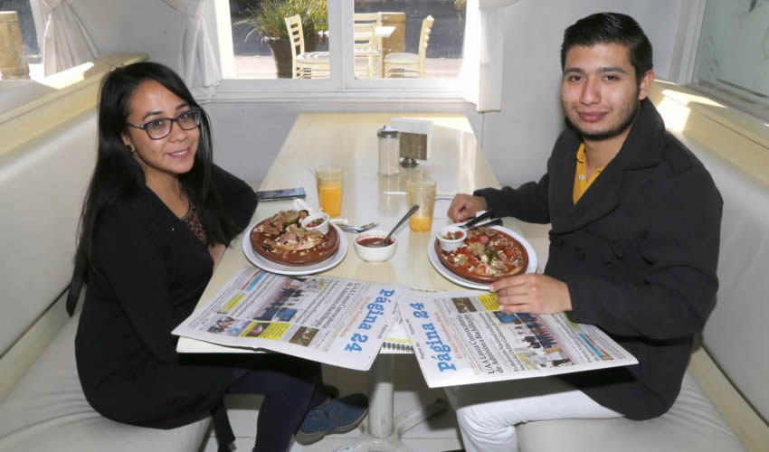 En el restaurante Del Centro almorzaron Fernanda Sánchez López y Pedro Sandoval González