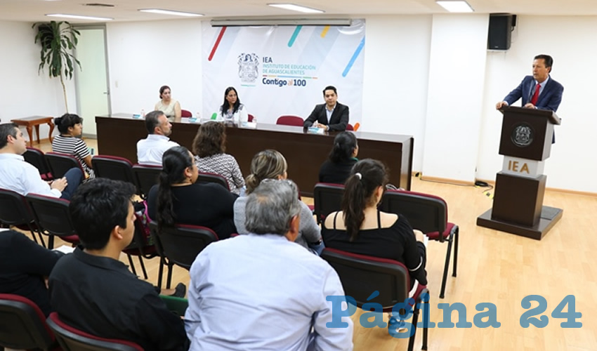 Se entregaron cr&eacute;ditos a 47 alumnos de instituciones de educaci&oacute;n superior en el estado