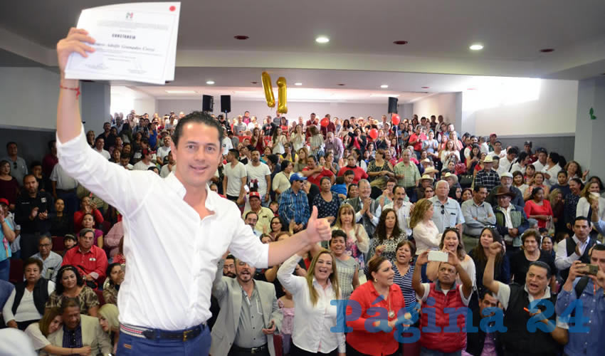 Se entregaron las 23 constancias de validez para el Senado de la República, para las Diputaciones Federales y al Congreso local