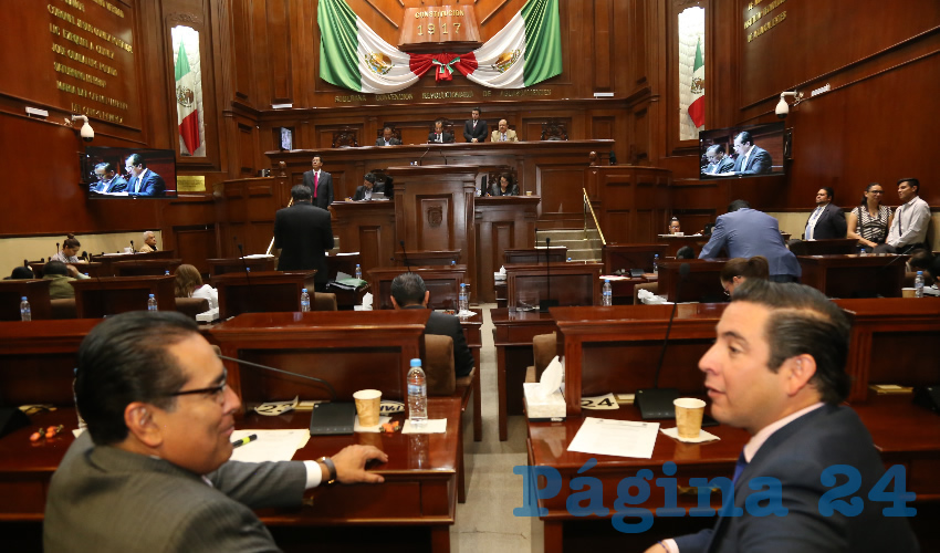 El Pleno de la LXIII Legislatura aprobó por mayoría el dictamen acumulado que emitió la Comisión de Salud (Foto: Eddylberto Luévano Santillán)