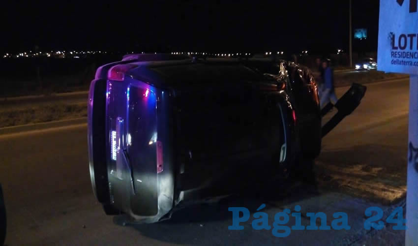 Así quedó la camioneta Dodge Nitro, que manejaba Jesús Aguilar