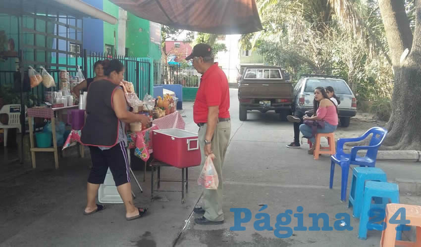 Los rateros se esconden en los múltiples callejones sin vigilancia de esta colonia, al acecho de estudiantes y personas de todas las edades que pasen por ahí; es por esto que en Miravalle exigen vigilancia policial para suprimir la ola de atracos/Fotos: Francisco Tapia 