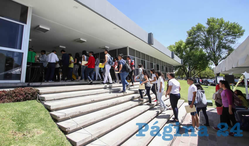 UAA dará cobertura del 40% de la demanda, indicador superior al de otras instituciones de educación superior estatales a nivel nacional